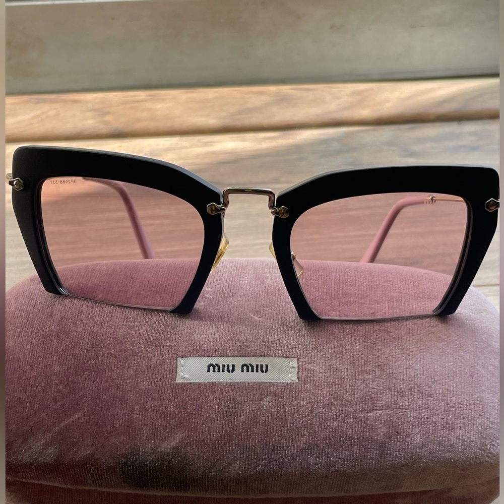 MIU MIU RASOIR SUNGLASSES PINK BLACK SUPER RARE! ASO KYLIE JENNER SMU10Q